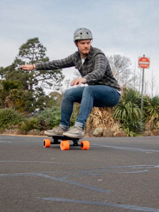 enSkate R3 Mini Electric Skateboard and Electric Pennyboard