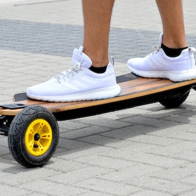 How to Ride an Electric Skateboard Like a Boss: From Clueless to Cruisin'